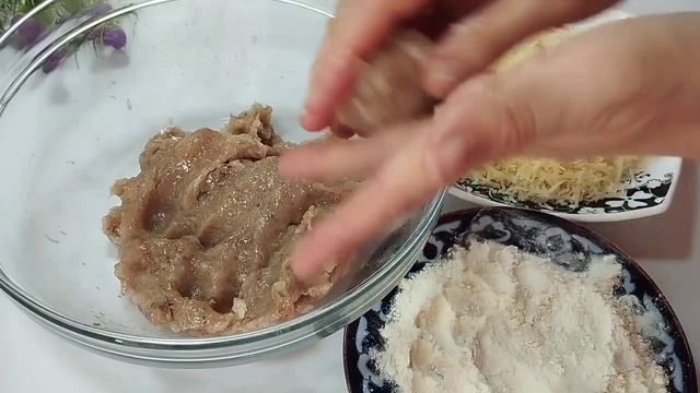 Куриные котлеты с сыром! Не Котлеты,а настоящее Объедение! Идеальный рецепт!