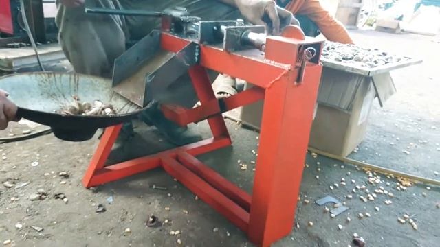 Mesin Pecah Kacang Mete