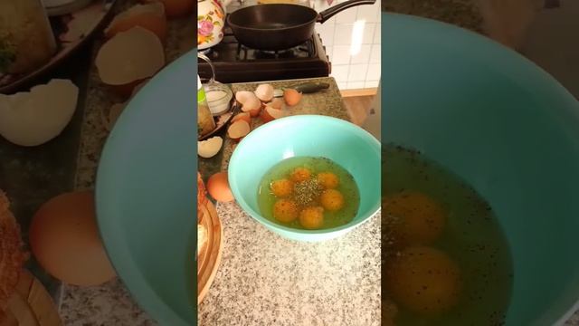 Гренки с яйцом и молоком