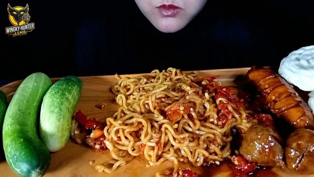 ASMR Mukbang Spicy Noodles Level 10 + Grilled Meatballs and Sausages! A Burst of Flavor! 😋🤤🍜🔥