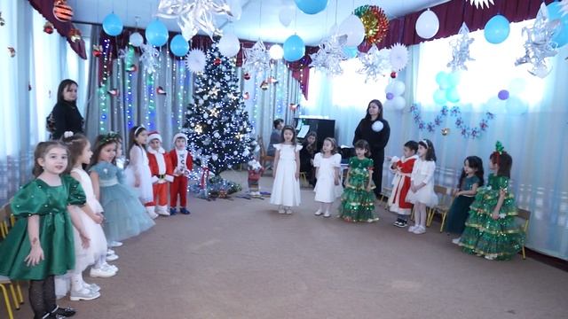 09-01-2025 г.Новогоднее выступление воспитанников детсада Нальмэс