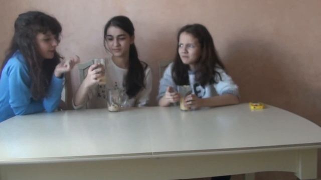 Смузи Челлендж  Часть 2 Smoothie Challenge! TRIO_MVS Пробуем наши смузи