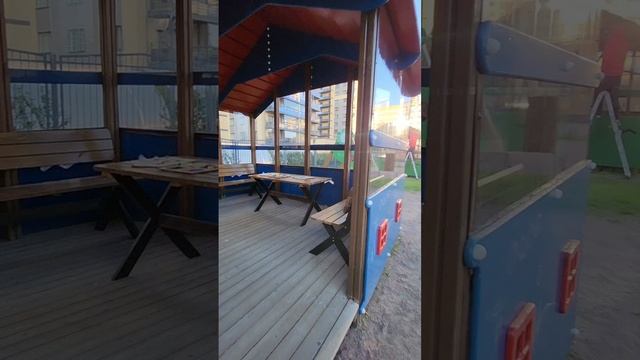 Мягкие окна на детской площадке от компании ПроХаус