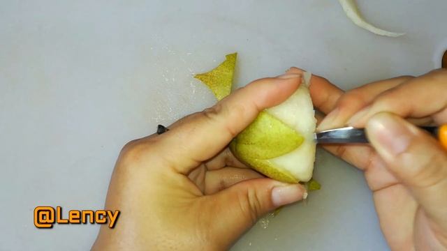 How To Carve Pear Fruit In Flower - Art Of Fruit Decoration