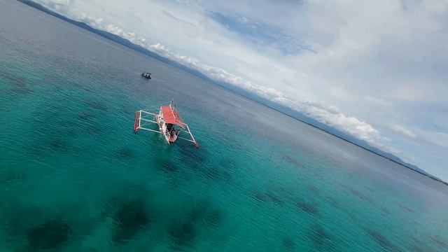 Flying over an island in the Philippines. Snorkeling and diving 28.12.24