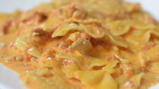 Farfalle e Salmone