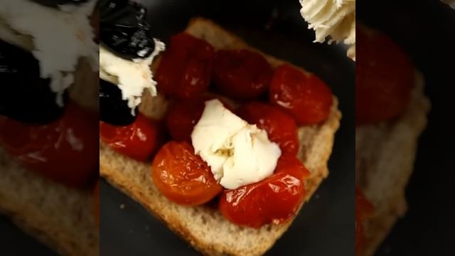 Easy Tomato MOZZARELLA Toast