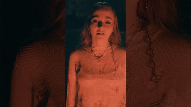 Vesara — Во Мне_vert сниппет (Вика Воронцова)