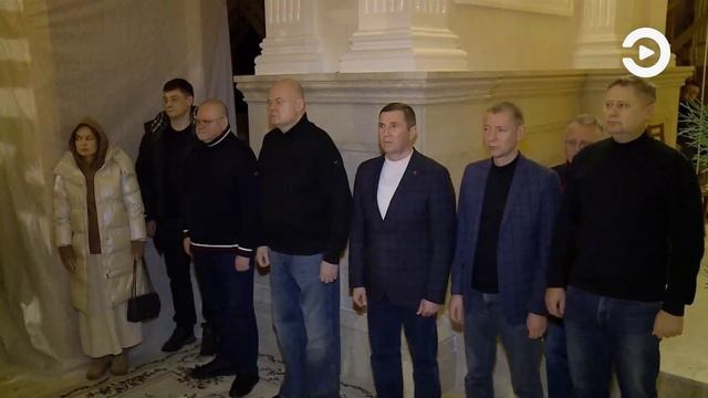 Сотни пензенцев встретили Рождество Христово в Спасском кафедральном соборе