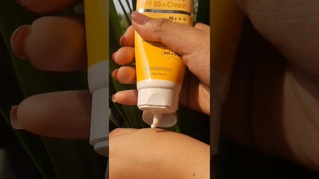 Best Sunscreen under ₹500| Fix Derma Shadow SPF 50+ Cream 😲❤️ #trendingshorts #youtubeshorts #short