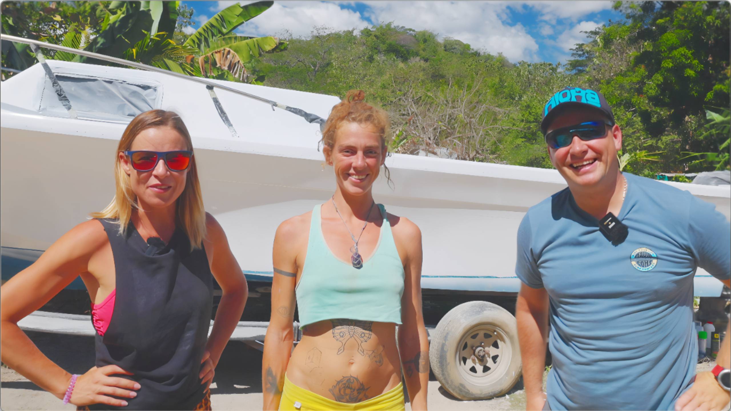 ПОДОБРАЛИ ДЕВУШКУ АРТИСТА | БОМБЕЗНОЕ ГРАФФИТИ НА ЛОДКЕ