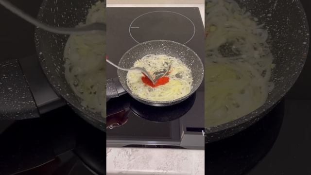 Морковь по-корейски. Так готовили наши бабушки и мамы. Мы не добавляем соевый соус и паприку