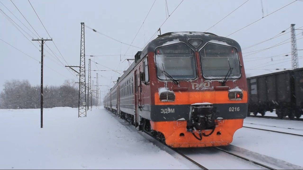 Электропоезд ЭД9М-0216 (ЭД9М-024702). Покатушки от 44км до Шпагино+отправление.