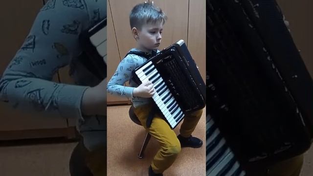 А. Доренский, Баллада. Аккордеон. Поночовный Миша. 8лет.