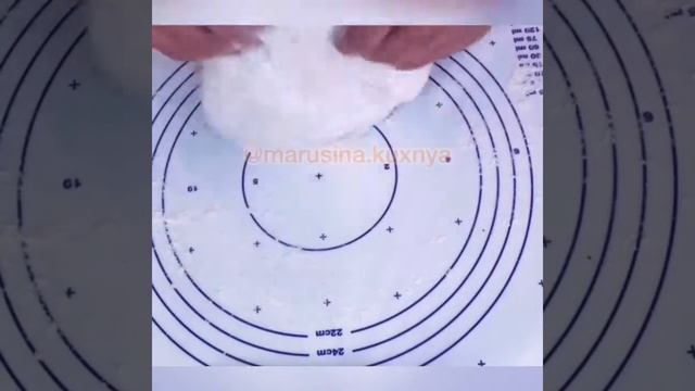 Булочки-подушки с шоколадом