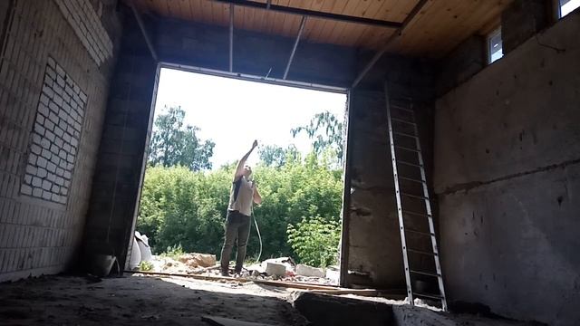 Подъёмно - поворотные ворота на рычагах