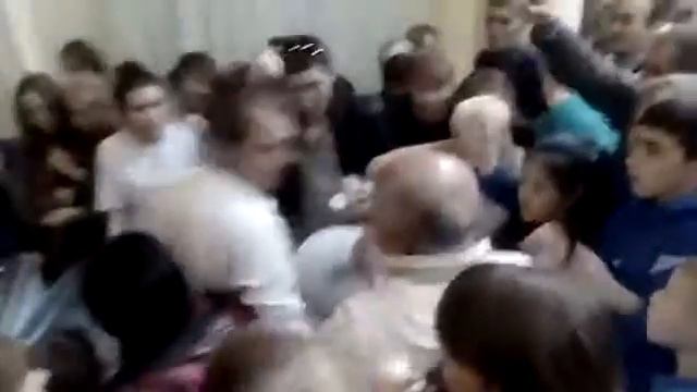 давка за мороженное город Стерлитамак (РФ)