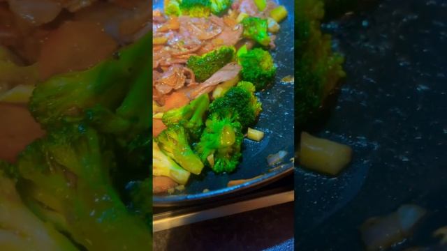 YUMMY #shorts #trending #viral #asmr #pork #broccoli #oysters #delicious #yummy #trendingshorts #wo