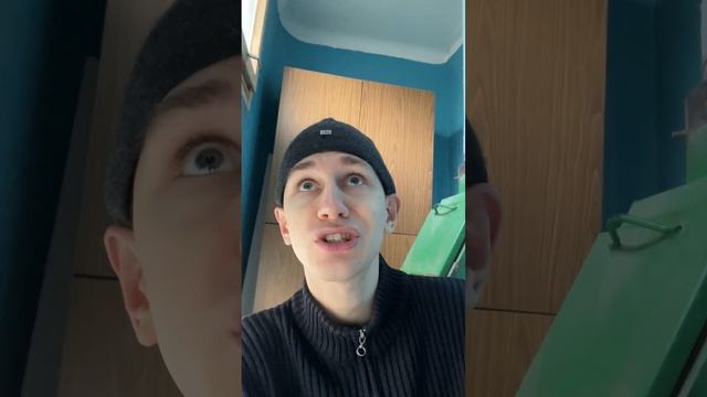 БОМЖ ВЕРНУЛСЯ