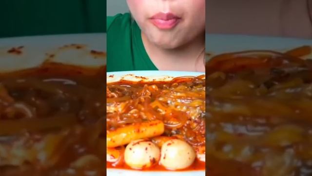 Tteokbokki, Sweet Potato Noodles and Quail Eggs#shorts #short #viral #eating