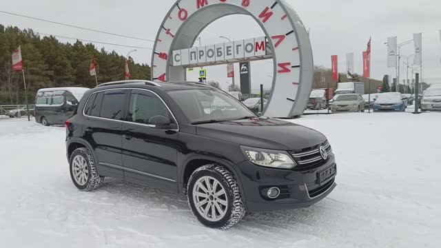 Volkswagen Tiguan 2,0 л. Бензин АКПП  (170 л.с.) 4WD 2015