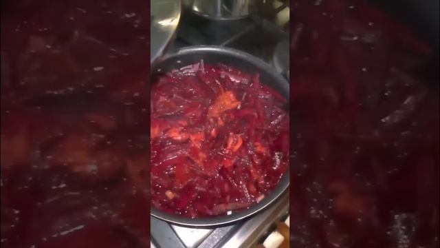 #Shorts🥣ГОТОВИМ САМЫЙ ВКУСНЫЙ БОРЩ🧄🫑🌶🧅🥔🥩🧅🥬 🥣COOKING THE MOST DELICIOUS BORSCHT🧄🫑🌶🧅🥔🥩🧅🥬