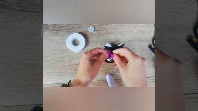 DIY Простые бантики в школу /Школьные бантики