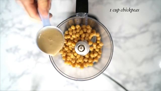 HOW TO MAKE HOMEMADE HUMMUS | Classic, Healthy, Easy Hummus | Gluten Free & Dairy Free & Vegan