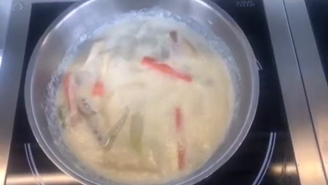 Gericht #6 KW18 |  Frikassee Japonaise - Spargelfrikassee mit hausgemachten Sanuki Udon Nudeln...