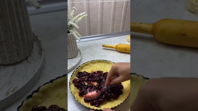 Вишневый пирог 🥧 #baking #foryou #food #пирог #рецепты #shorts #youtubeshorts #reels #recipe #food