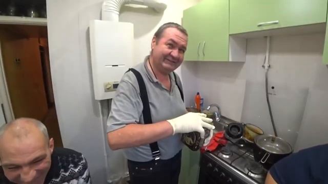 Новогодние Чебуреки ОТ Андрюхи и Ёлы   Палы   Весёлый Выпуск