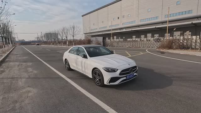 Мерседес C260 L 2025 - краткий обзор