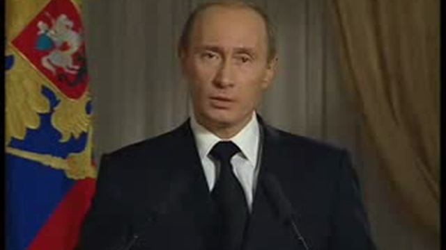 Либераст Путин хвалит Ельцина