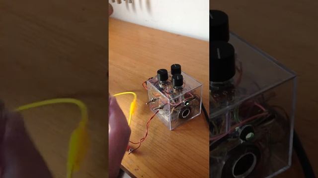 Dadalab Makers | MSK-1 Mini Synth Kit por Giovanni Reginato