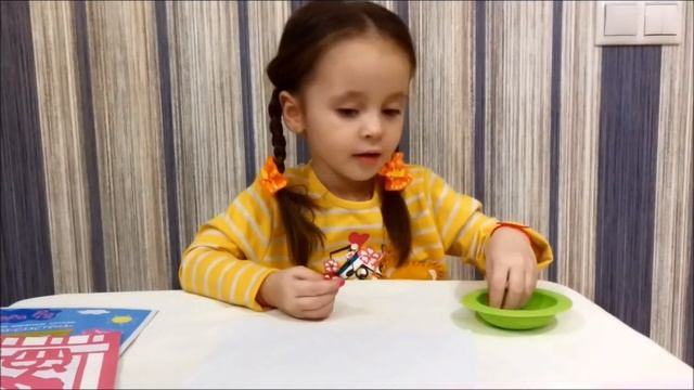 Картина из красочного песка Свинка Пеппа Peppa Pig на канале Вика ТВ