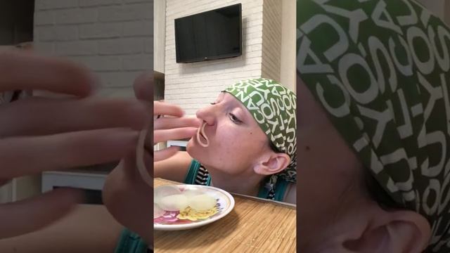 ЖИЗНЬ В ОДНУШКЕ / СЕРИЯ 5 / ДОЧКА ЗАБОЛЕЛА / ОДНУШКА.ТВ / ВАЙНЫ