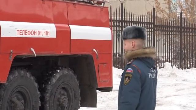 Соревнования спасателей по боевому развертыванию. Чья команда одержала победу?