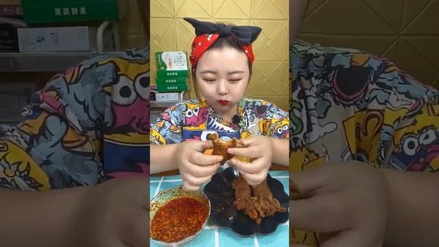 Pig Intestine Recipe with Special Sauce Eating Show