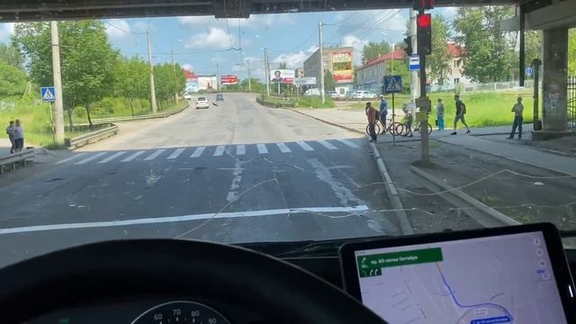Выезжаю с Владивостока  еду всю ночь до Хабаровска