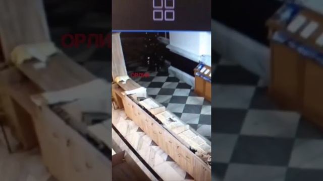 Бородатый мастурбек обокрал бойца СВО в храме во Владивостоке 🤬 2