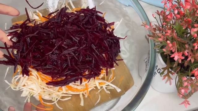 Салат за 5 минут за Банальной свеклы. Салат просто бомба.