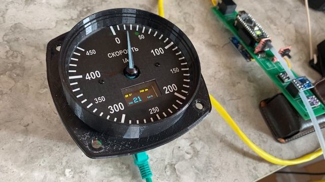 Универсальный стрелочный прибор, получающий данные по CAN от модуля SmartPito… #arduino  #aviation