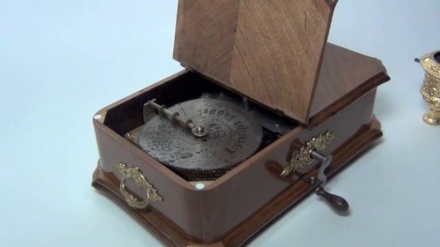 Christmas Kalliope Music Box