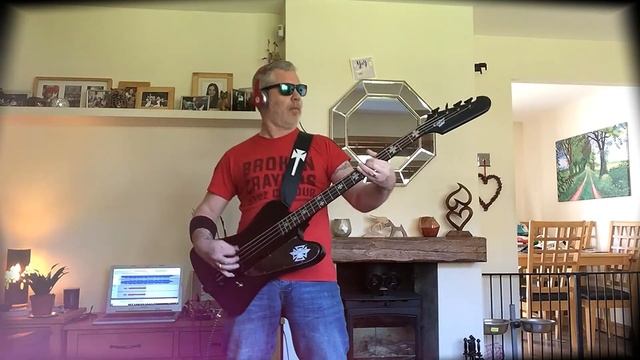 The Bass Fiend - Tarantula by Pendulum (Bass Guitar Cover)