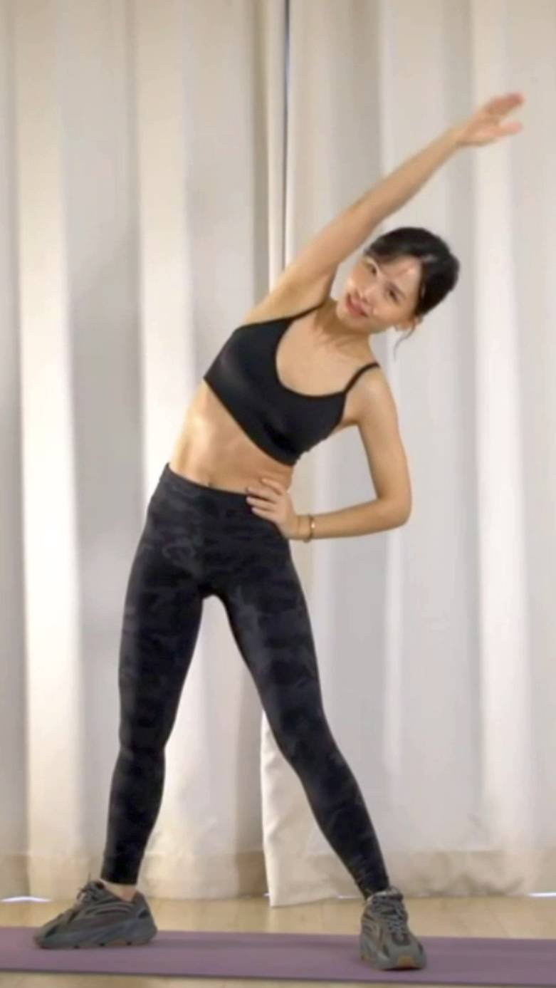 5 minutes of morning exercise with Eileen Yu #shorts #Good Morning Workout