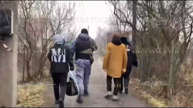 🚨 В Курске подросток с молотком, ножами и жидкостью для розжига ворвался в школу