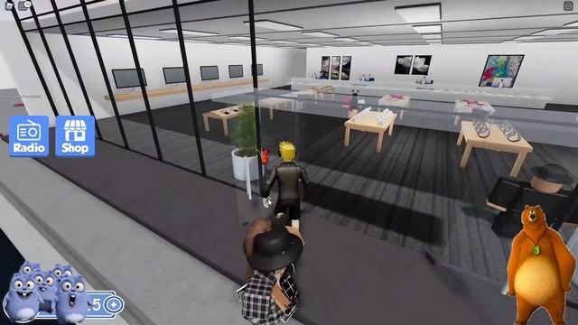 The Grizzly & The Lemmings  OPENED HIS OWN APPLE PRODUCTS STORE IN ROBLOX Bulbule and MotaBhalu