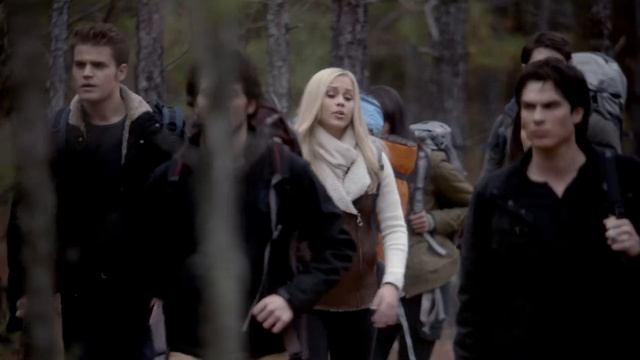 TVD 4x13 - Damon, Elena, Rebekah and the others walking around the island | Delena Scenes HD