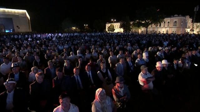 КРнын Эгемендүүлүгүнүн 33 жылдыгы жана Кара-Кыргыз автономдуу облусунун түзүлгөндүгүнүн 100 жылдыгы