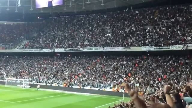 Hakan Peker Ateşini Yolla bana Beşiktaş-Galatasaray Vodafone Park